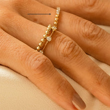 Carregar imagem no visualizador da galeria, Anel Sementeira em Ouro Amarelo e Diamantes
