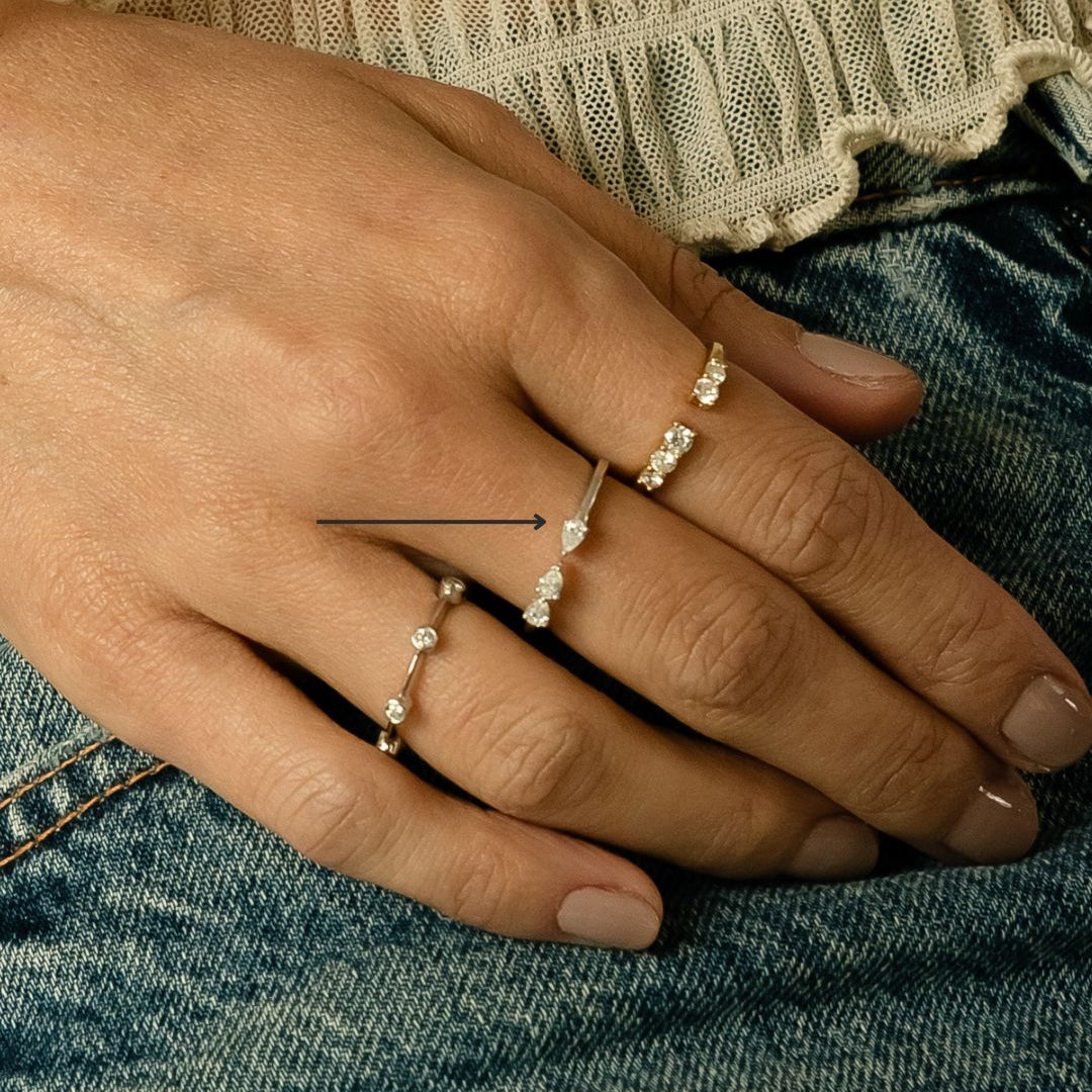 Anel Tríade em Ouro Branco e Diamantes